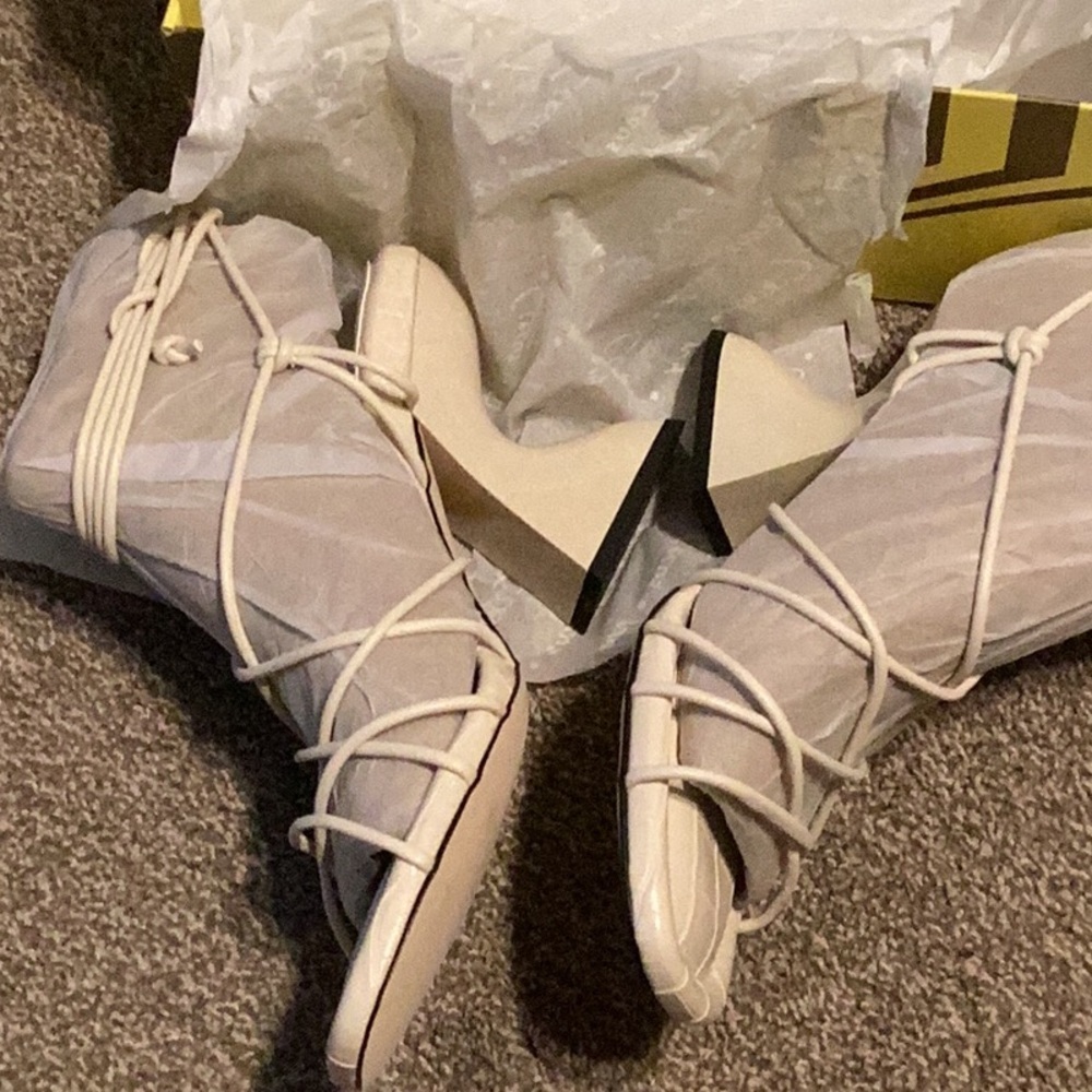 NIB Circus by Sam Edelman Size 9M Shoes Blanche, Ivory - Picture 3 of 10